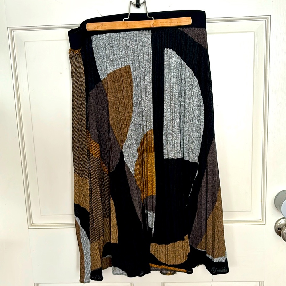 DKNY metallic pleated skirt large